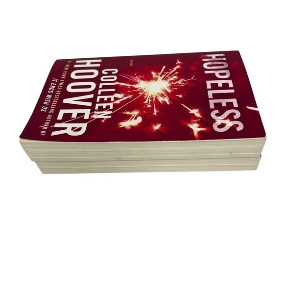 Colleen Hoover Fiction Novels Lot/3 Trade Paperbacks Contemporary Women/Romance - Picture 12 of 12